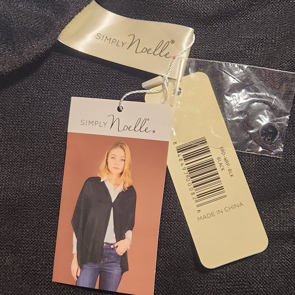 Simply Noelle Black Wrap Scarf - Picture 6 of 7